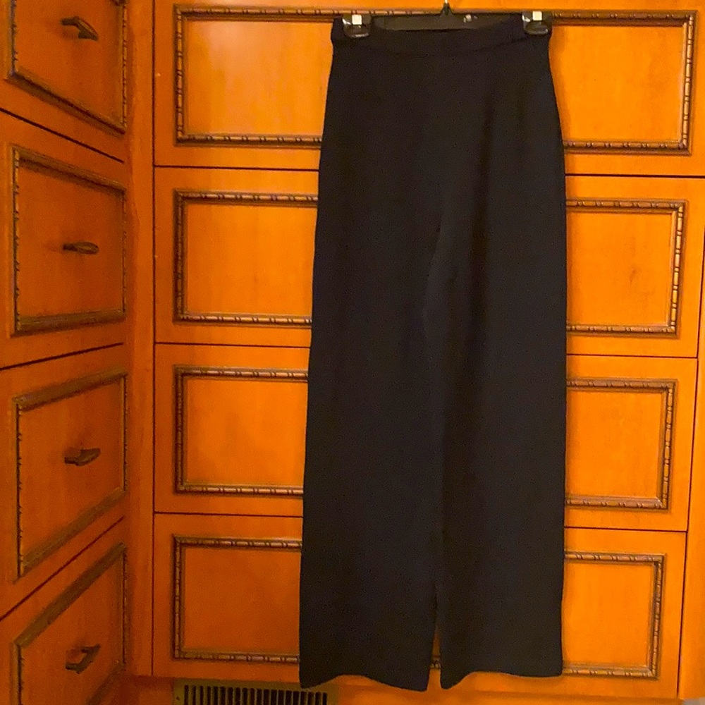 St. John Classic Black Full Pants ❤️